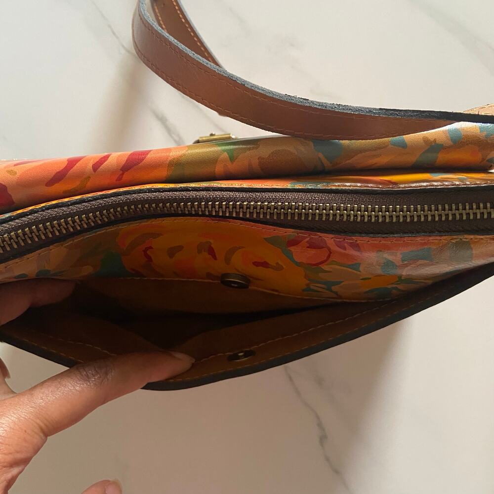 Patricia Nash Avellino Crossbody Bag Purse Citrus Rose Collection Floral -- NWT - Picture 2 of 10